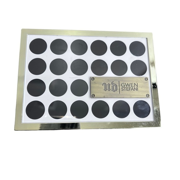 URBAN  DECAY UD X GWEN STEFANI EYESHADOW PALETTE - Picture 1 of 11